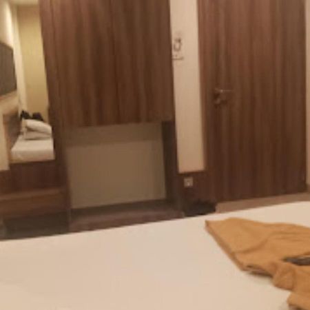 Hotel Jaltarang Kalmath Kankavali 外观 照片