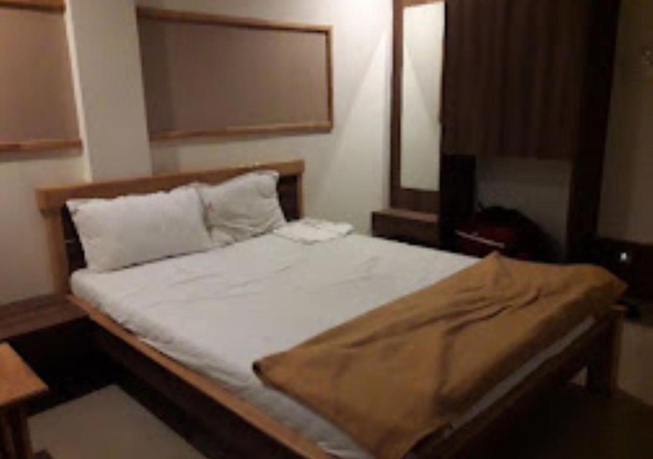 Hotel Jaltarang Kalmath Kankavali 外观 照片